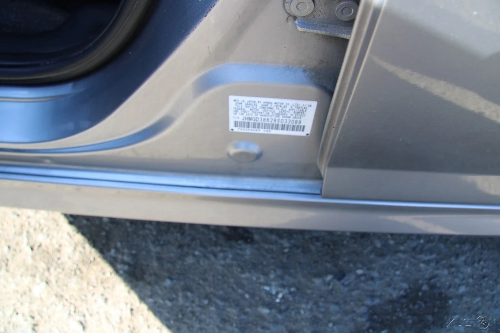 2008 Honda Fit - Image 11 of 21