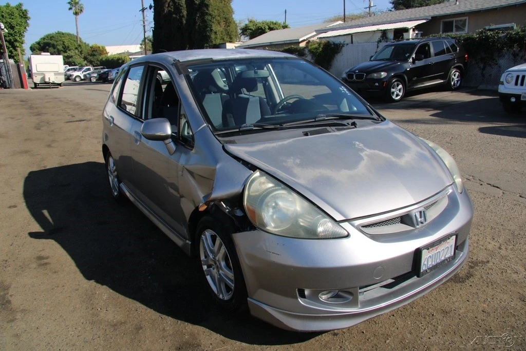2008 Honda Fit - Image 9 of 21