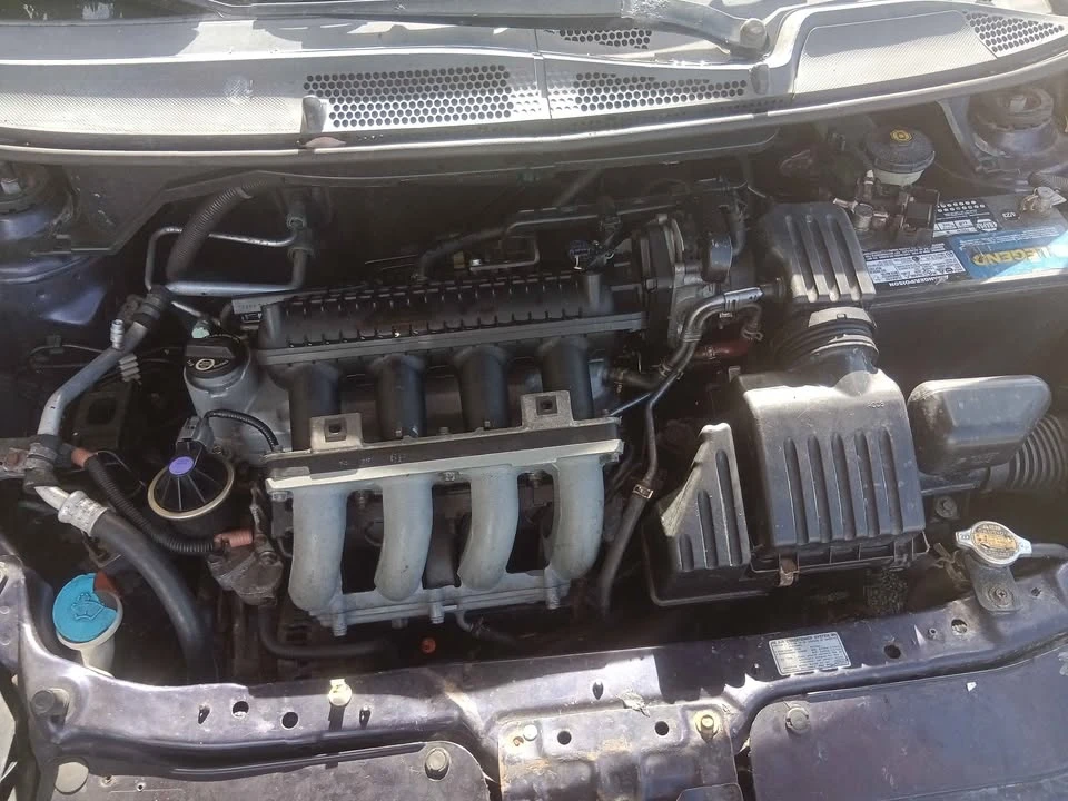 2008 Honda Fit - Image 2 of 2