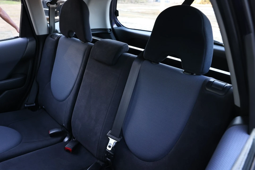 2008 Honda Fit - Image 8 of 12