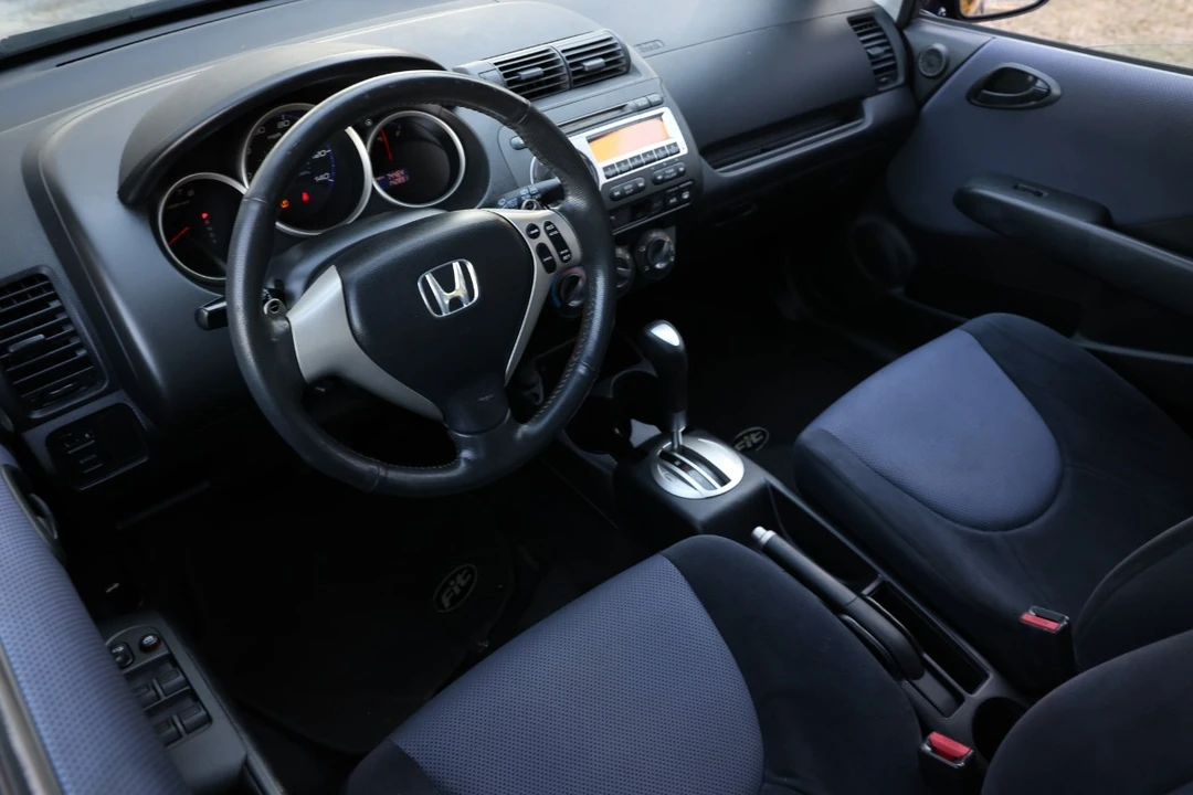 2008 Honda Fit - Image 4 of 12