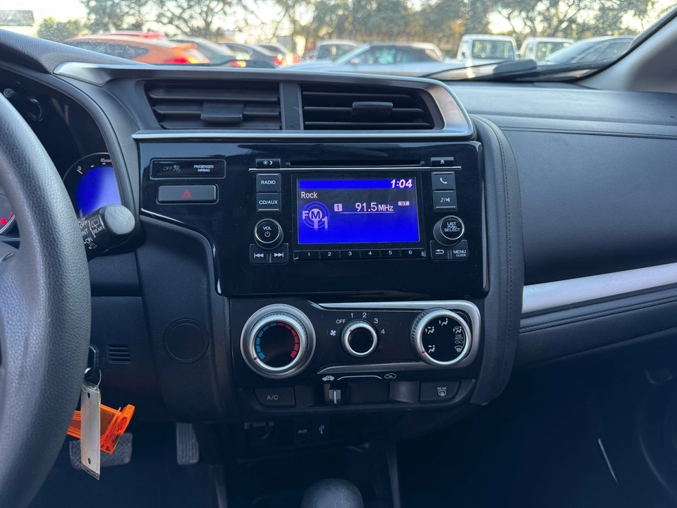 2008 Honda Fit - Image 10 of 14