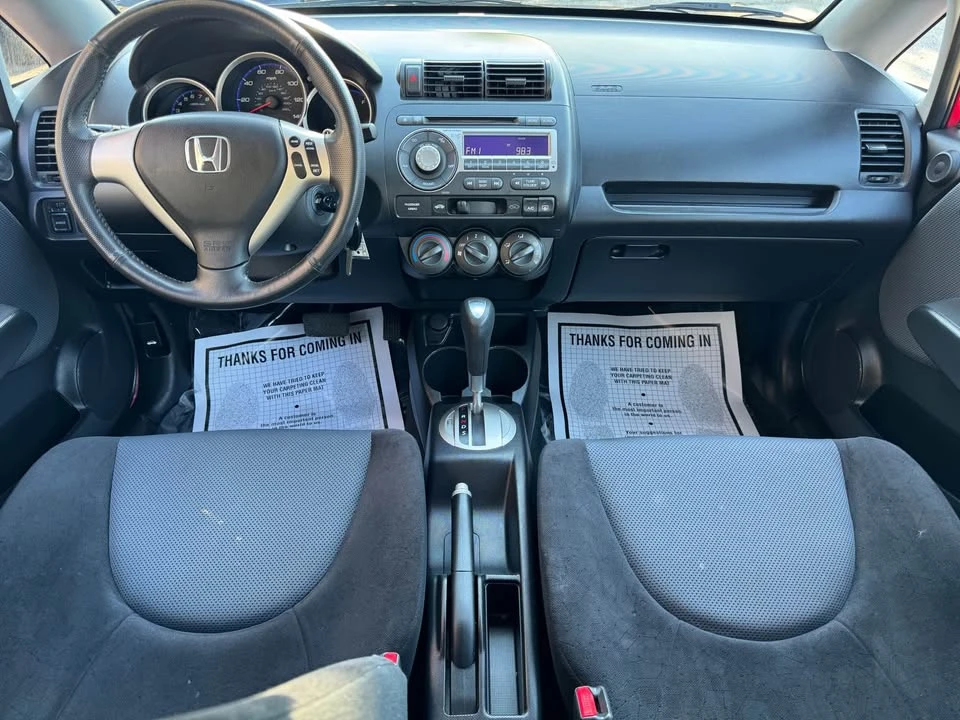 2008 Honda Fit - Image 10 of 16