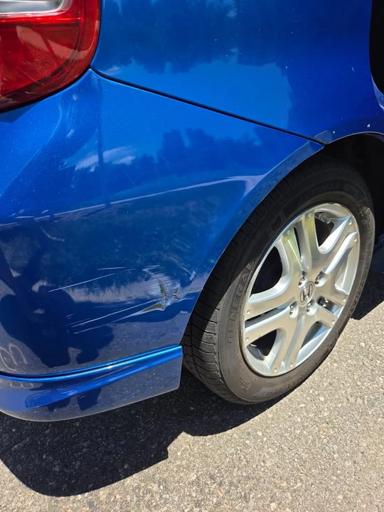 2008 Honda Fit - Image 5 of 9