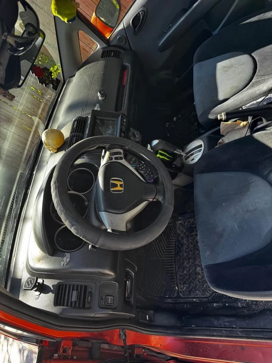 2008 Honda Fit - Image 10 of 17