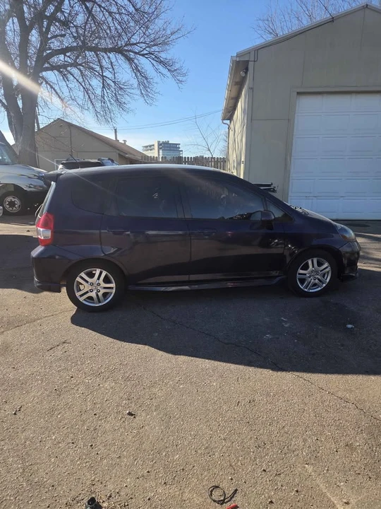 2008 Honda Fit - Image 3 of 16