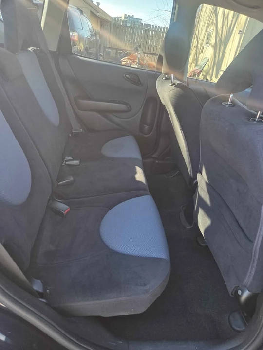2008 Honda Fit - Image 10 of 16
