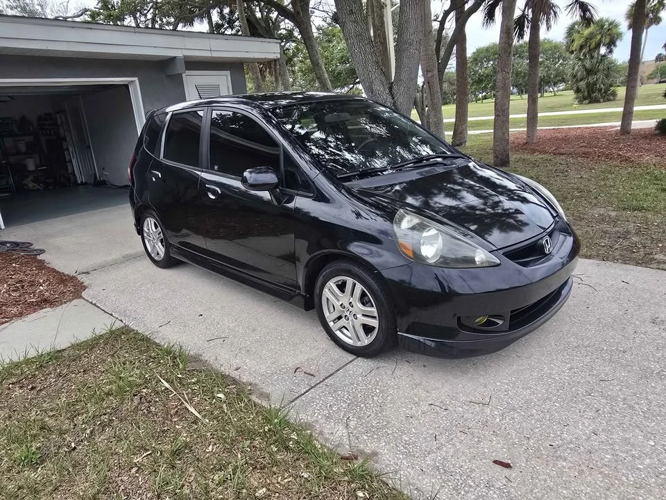 2008 Honda Fit - Image 3 of 13