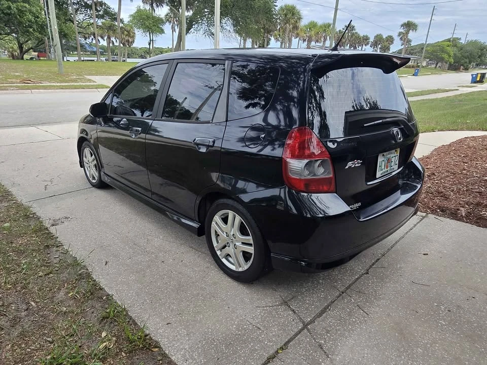2008 Honda Fit - Image 7 of 13