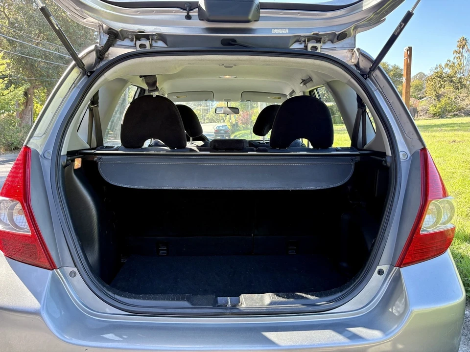 2008 Honda Fit - Image 16 of 18