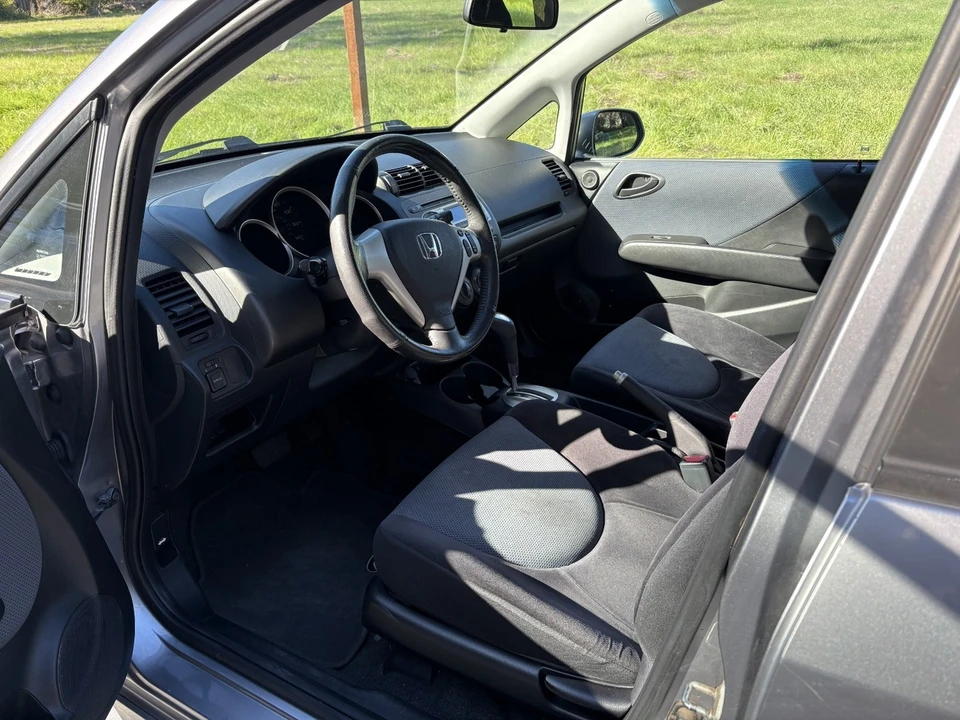 2008 Honda Fit - Image 12 of 18