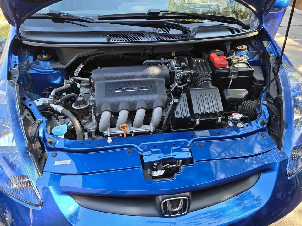 2008 Honda Fit - Image 14 of 21