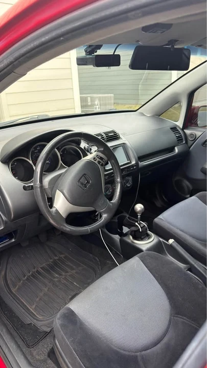 2008 Honda Fit - Image 6 of 8