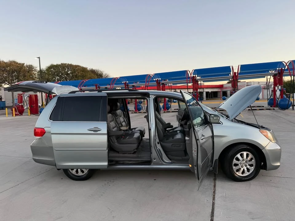 2008 Honda Odyssey - Image 9 of 12