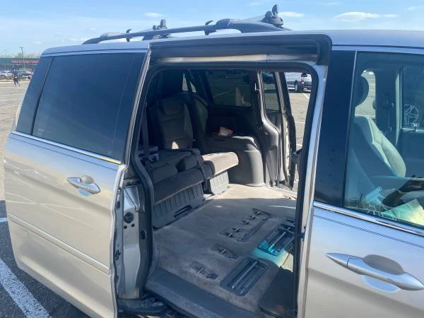 2008 Honda Odyssey - Image 6 of 13