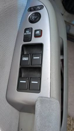 2008 Honda Odyssey - Image 4 of 13