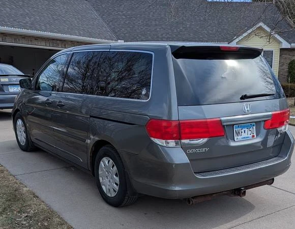 2008 Honda Odyssey - Image 10 of 13