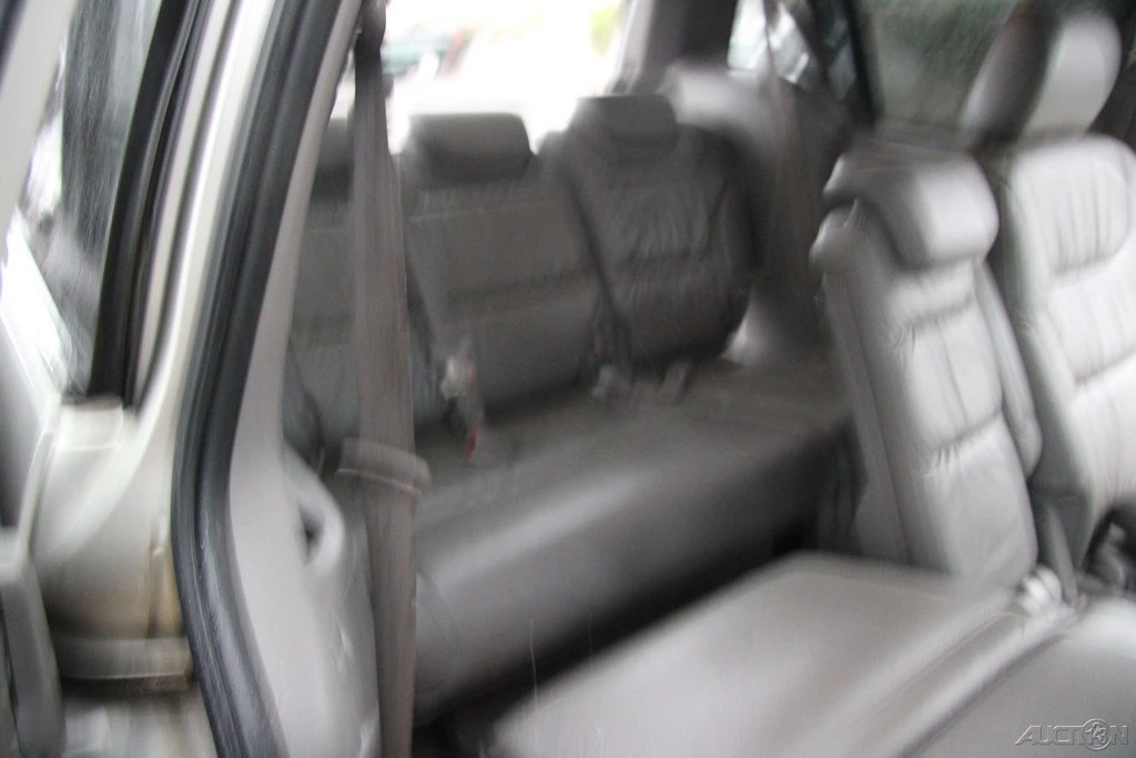 2008 Honda Odyssey - Image 18 of 21