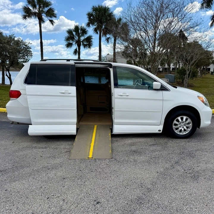 2008 Honda Odyssey - Image 4 of 21