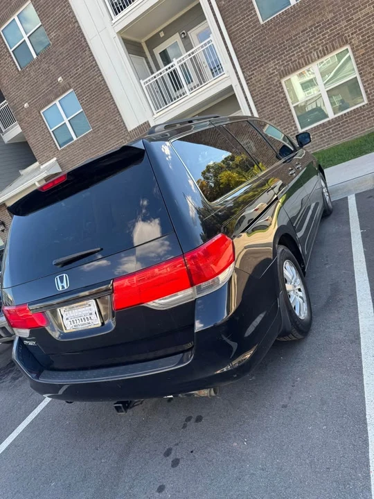 2008 Honda Odyssey - Image 11 of 12