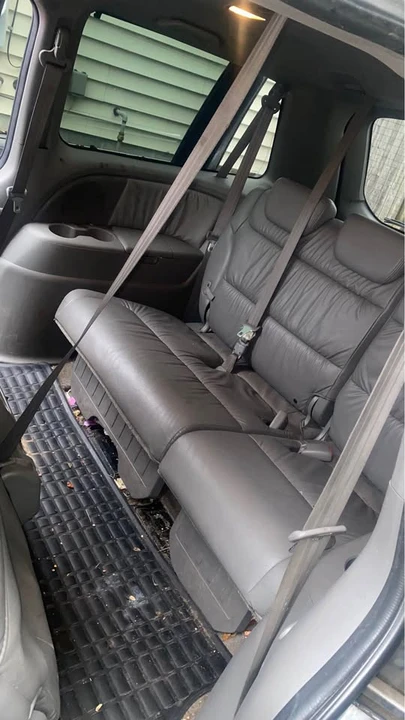 2008 Honda Odyssey - Image 11 of 12