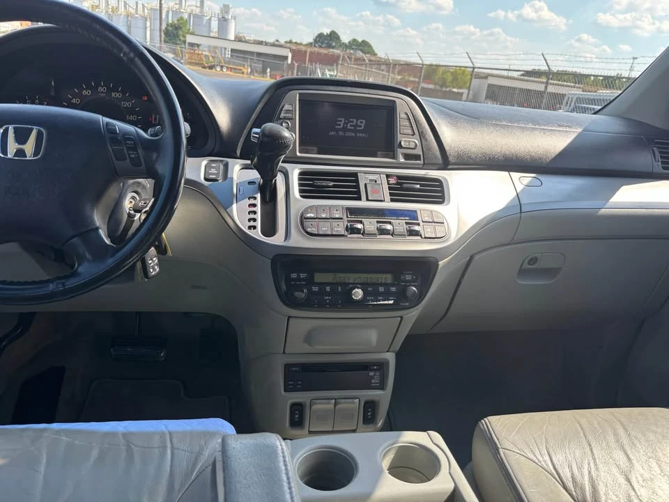 2008 Honda Odyssey - Image 12 of 18