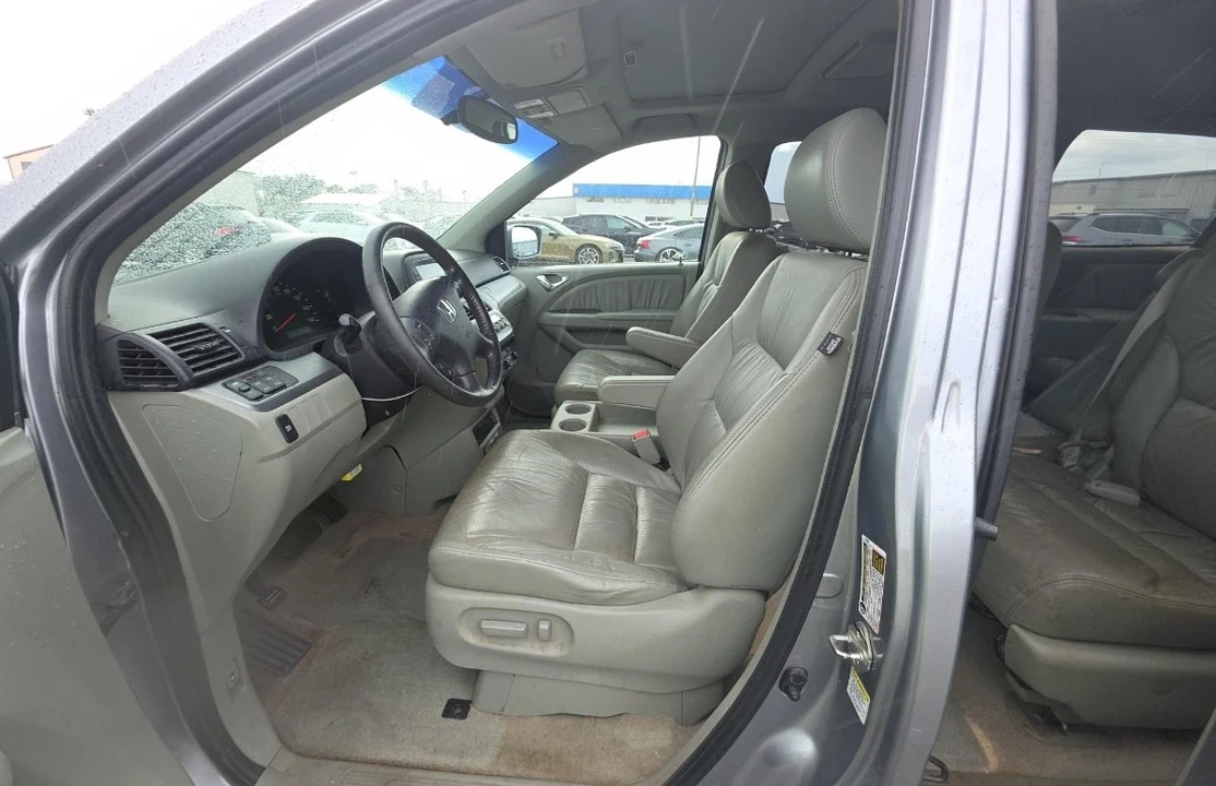 2008 Honda Odyssey - Image 7 of 11