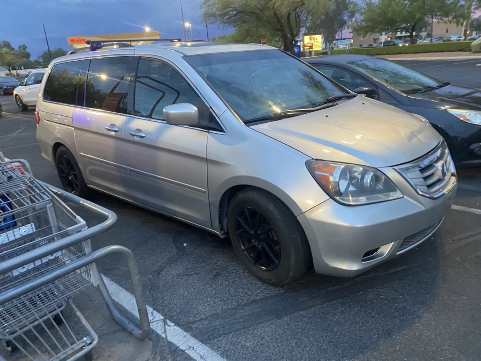 2008 Honda Odyssey - Image 2 of 15