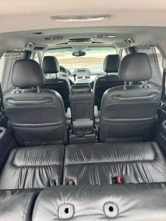 2008 Honda Odyssey - Image 11 of 19