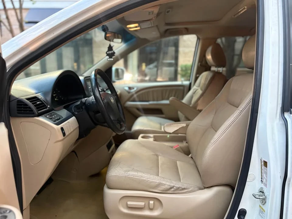 2008 Honda Odyssey - Image 8 of 11
