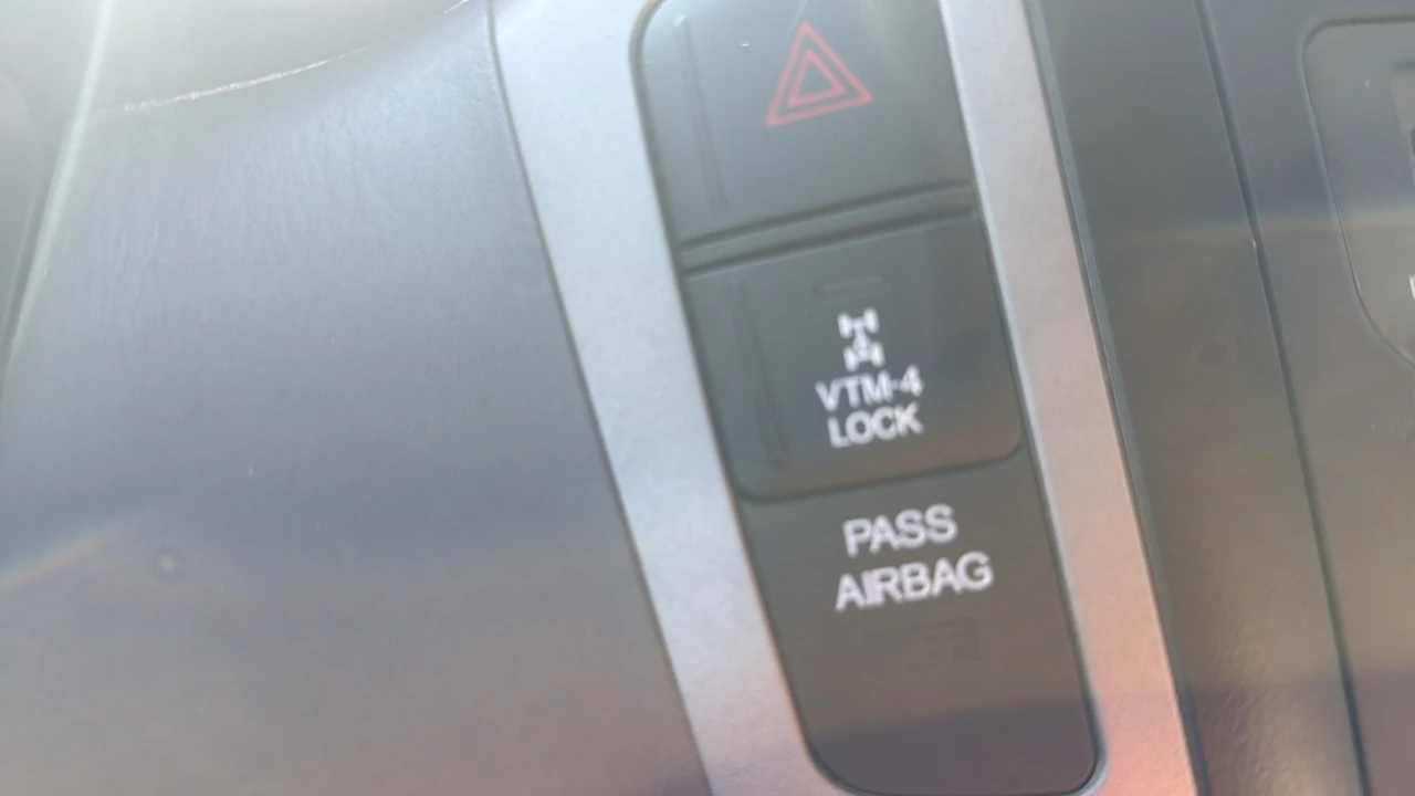 2008 Honda Pilot 1st Gen - Image 2 of 21