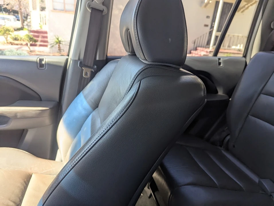 2008 Honda Pilot 1st Gen - Image 14 of 16