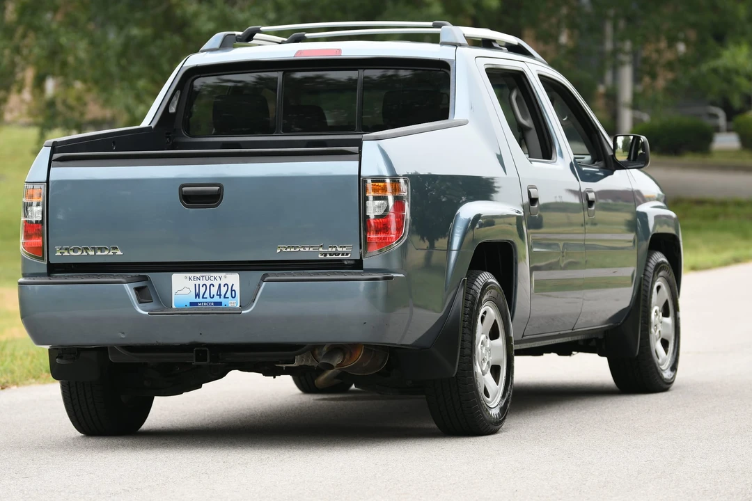 2008 Honda Ridgeline 1st Gen - Image 15 of 31