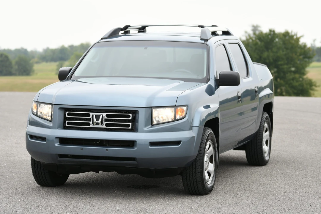 2008 Honda Ridgeline 1st Gen - Image 2 of 31