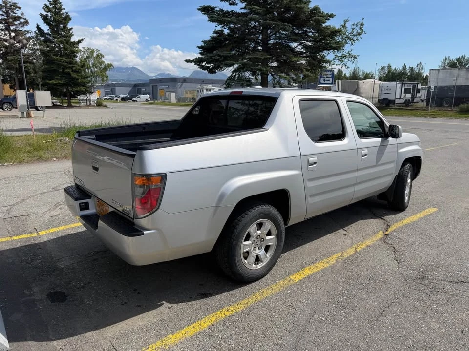 2008 Honda Ridgeline 1st Gen - Image 4 of 10