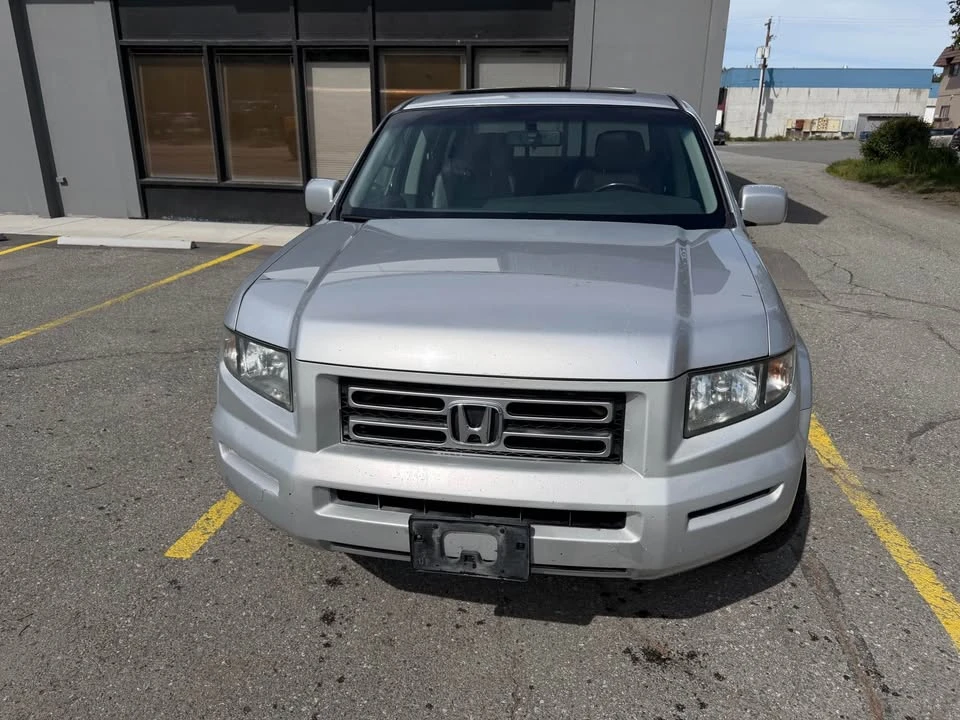 2008 Honda Ridgeline 1st Gen - Image 2 of 10