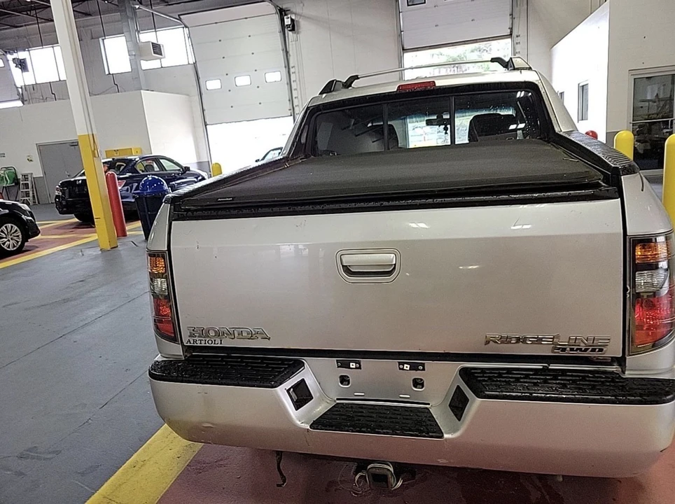 2008 Honda Ridgeline 1st Gen - Image 4 of 15