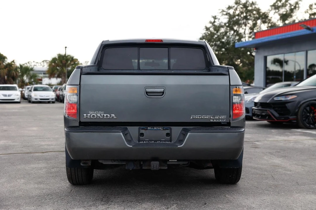 2008 Honda Ridgeline 1st Gen - Image 9 of 21