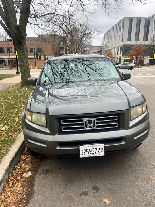 2008 Honda Ridgeline 1st Gen - Image 2 of 7