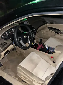 2008 Honda Accord 8th Gen - Image 2 of 7