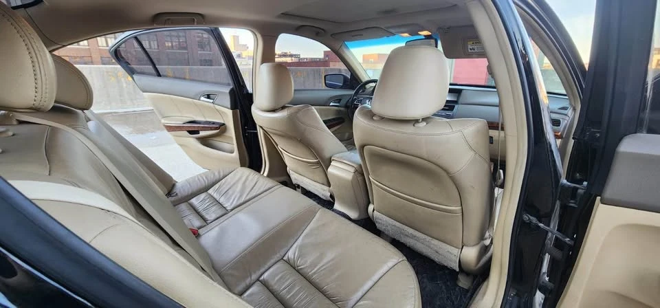 2008 Honda Accord 8th Gen - Image 10 of 13