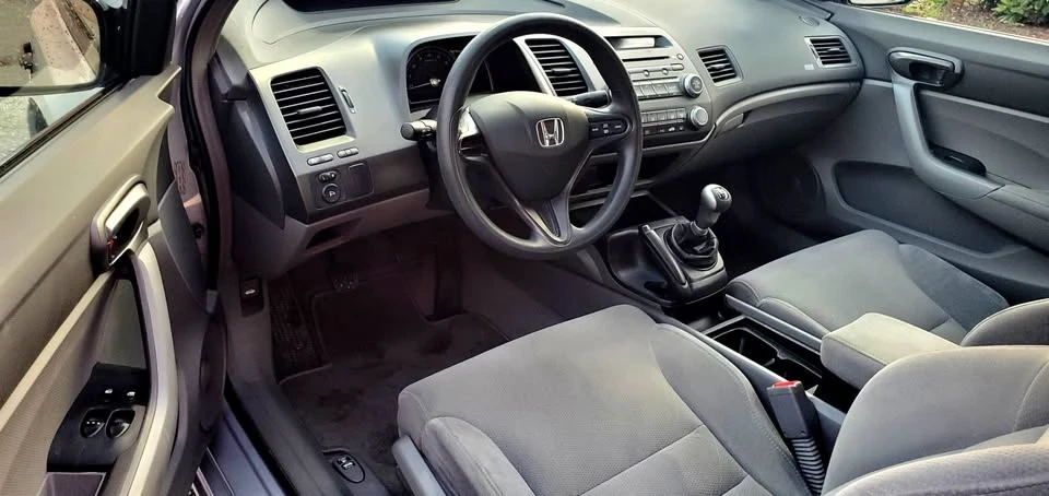 2008 Honda Civic 8th Gen - Image 6 of 8