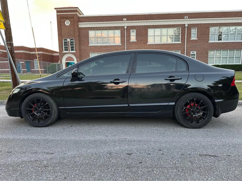 2008 Honda Civic 8th Gen - Image 2 of 10