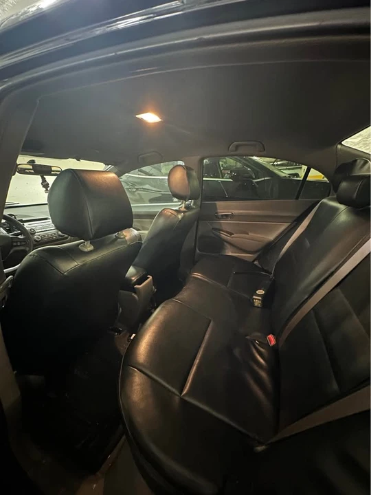2008 Honda Civic 8th Gen - Image 6 of 9