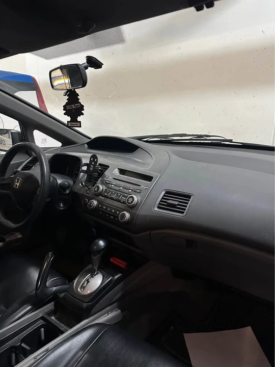 2008 Honda Civic 8th Gen - Image 8 of 9