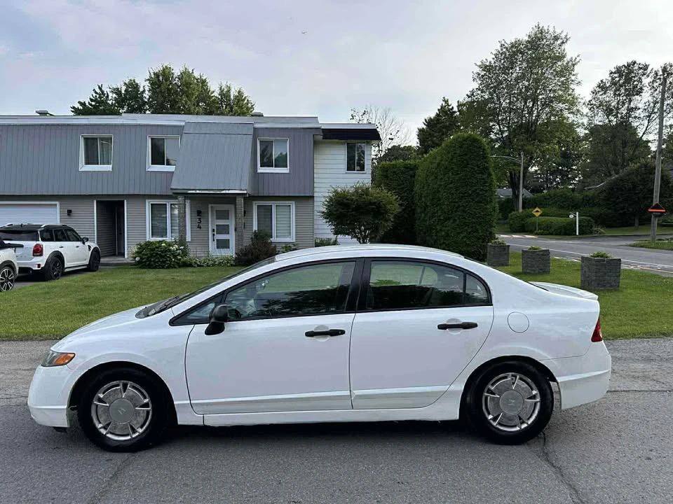 2008 Honda Civic 8th Gen - Image 2 of 8