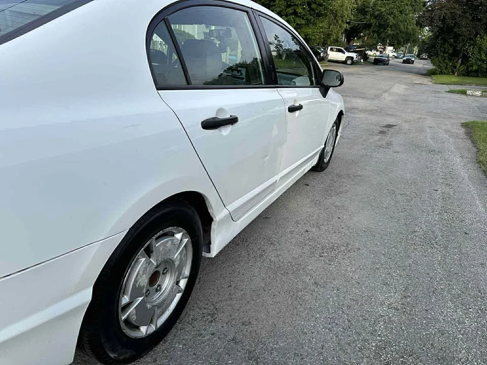 2008 Honda Civic 8th Gen - Image 3 of 8