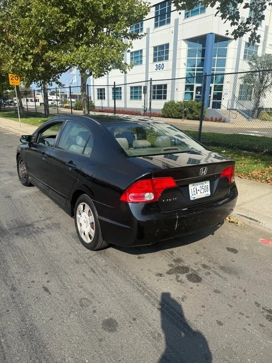2008 Honda Civic 8th Gen - Image 2 of 8