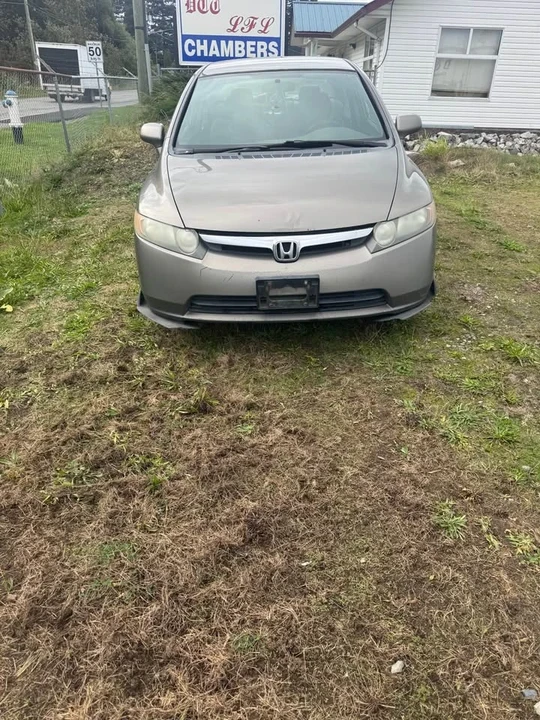 2008 Honda Civic 8th Gen - Image 2 of 14