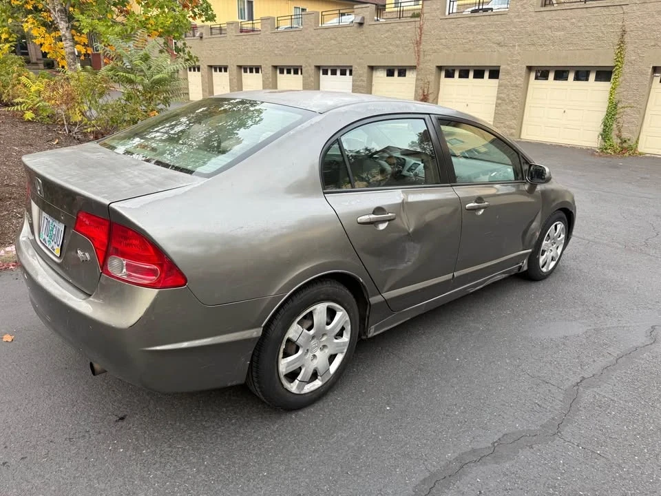 2008 Honda Civic 8th Gen - Image 3 of 8